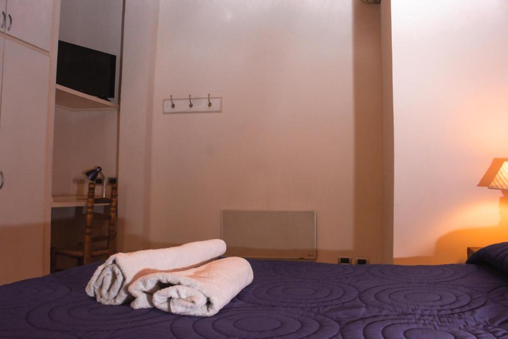 Alamo Hostel & Suites Mendoza Bagian luar foto