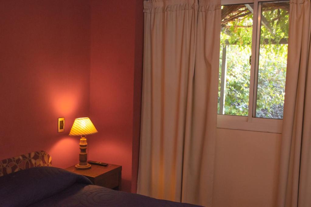 Alamo Hostel & Suites Mendoza Bagian luar foto