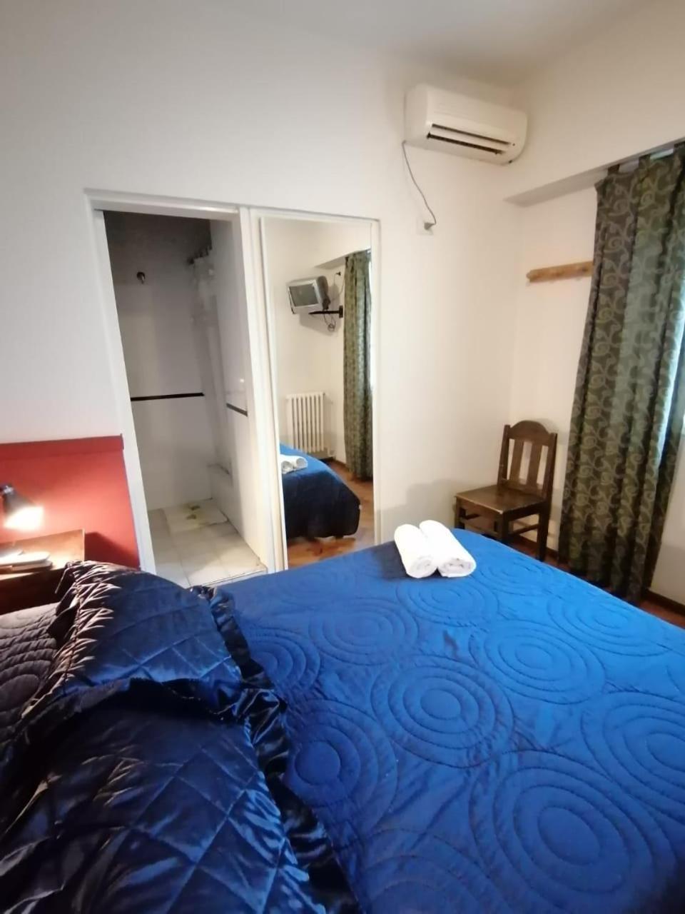 Alamo Hostel & Suites Mendoza Bagian luar foto