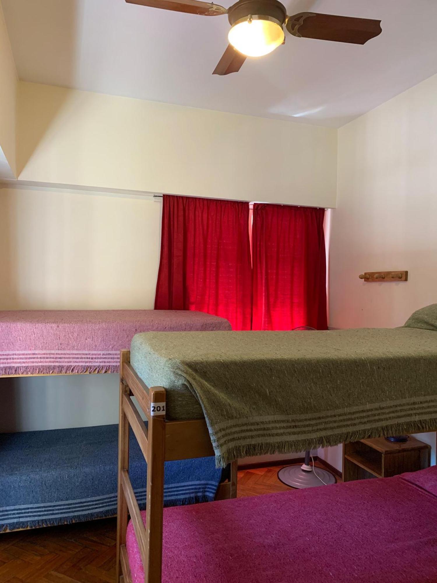 Alamo Hostel & Suites Mendoza Bagian luar foto